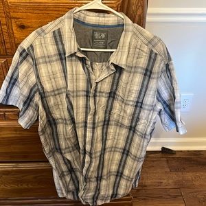 Mountain Hard Ware plaid button down shirt XL